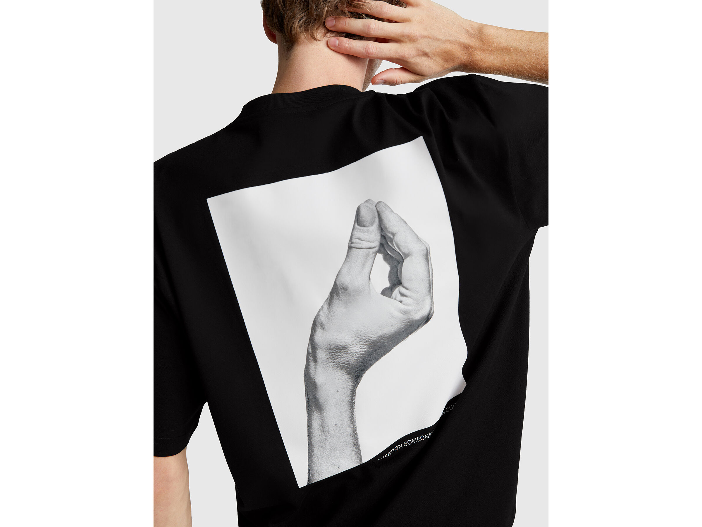 T-SHIRT Men image number 4